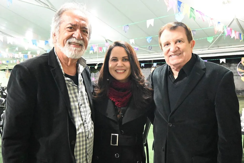 Lacerda Júnior, Antônia Guimarães Estenio Campelo
