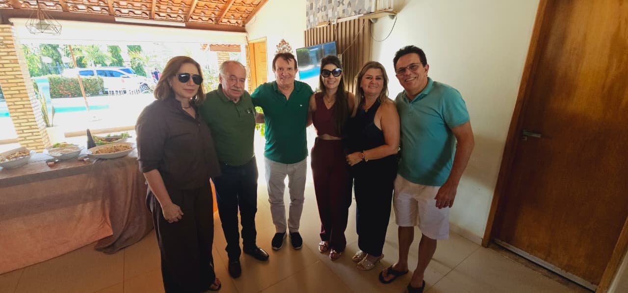 Ex-primeira dama Cristina Miranda, Freitas Neto, Estenio Campelo, Aldara Leal, Lecya Maria e Zé Santana